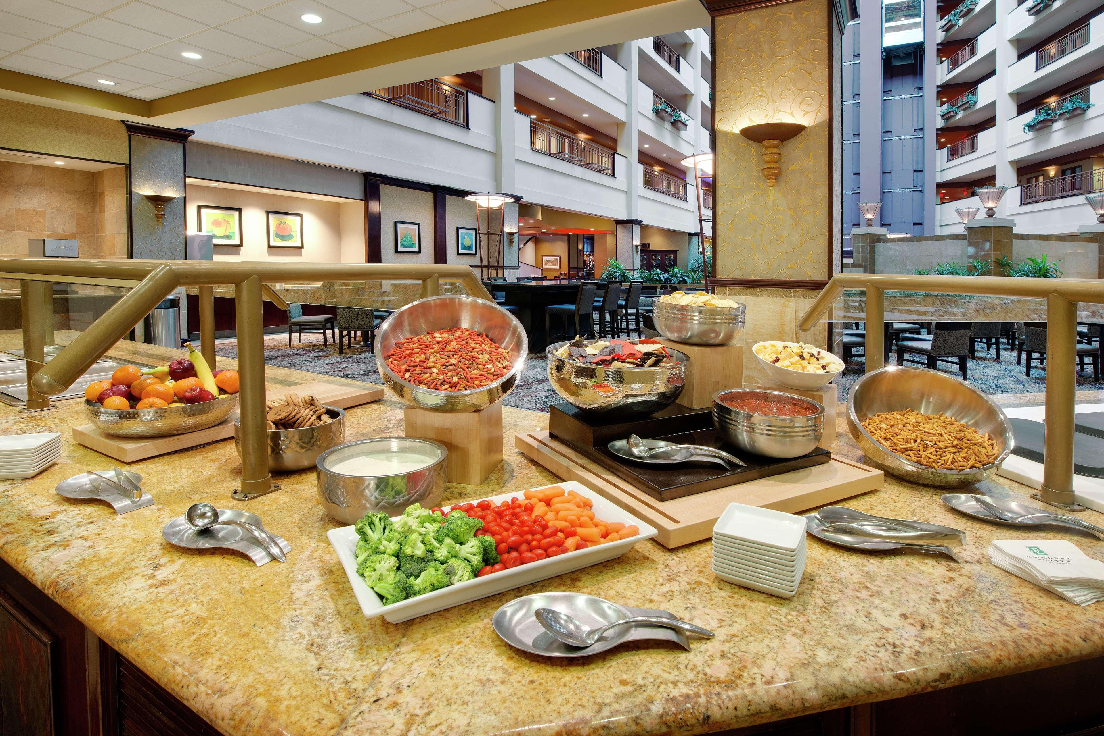 Embassy Suites Huntsville Dış mekan fotoğraf