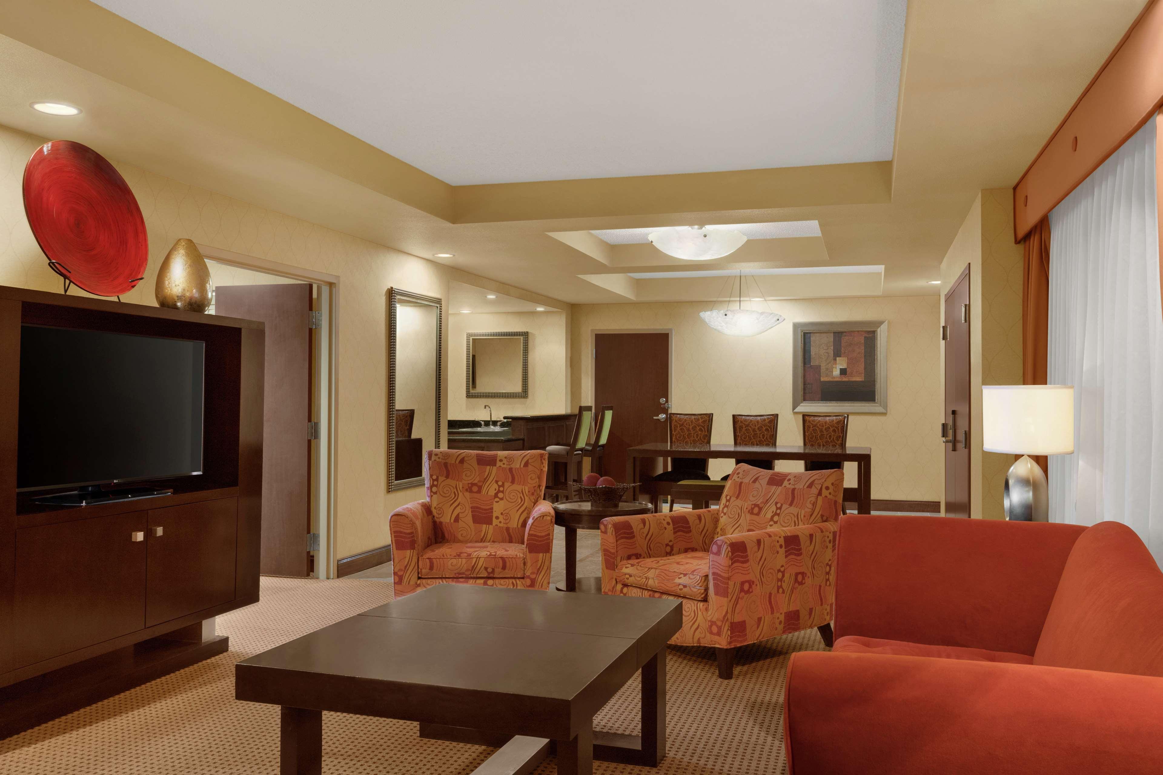Embassy Suites Huntsville Dış mekan fotoğraf