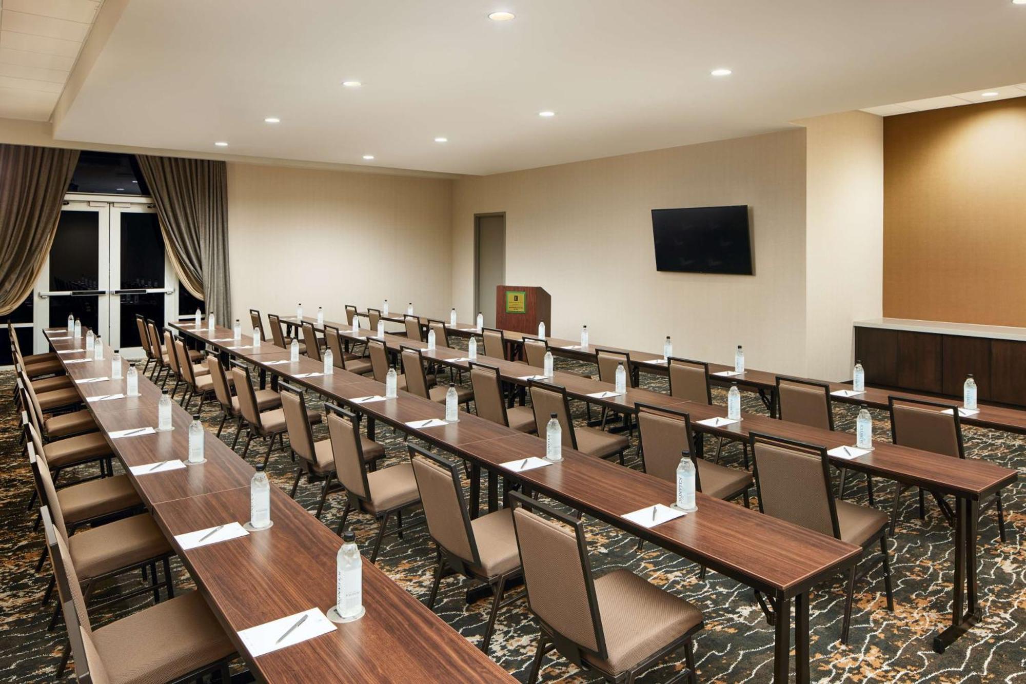 Embassy Suites Huntsville Dış mekan fotoğraf